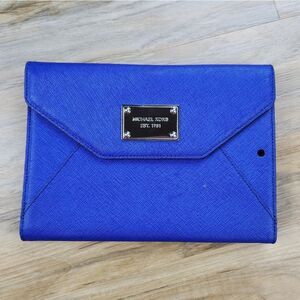 🔸️Michael Kors Blue Safiano iPad/Tablet Leather Case